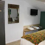 D'hotes Logis Charrier Le Petit Bignon Bed and breakfast Les Épesses