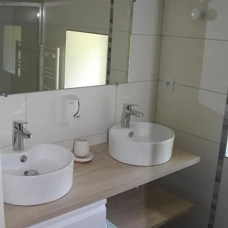 D'hotes Logis Charrier Le Petit Bignon Bed & Breakfast