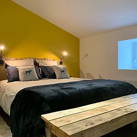 D'hotes Logis Charrier Le Petit Bignon Bed & Breakfast