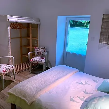D'hotes Logis Charrier Le Petit Bignon Bed & Breakfast 3*
