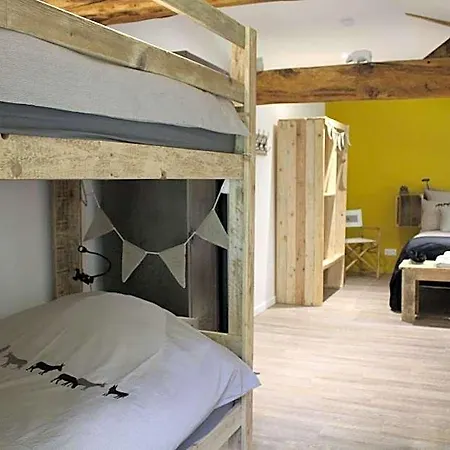D'hotes Logis Charrier Le Petit Bignon Bed & Breakfast