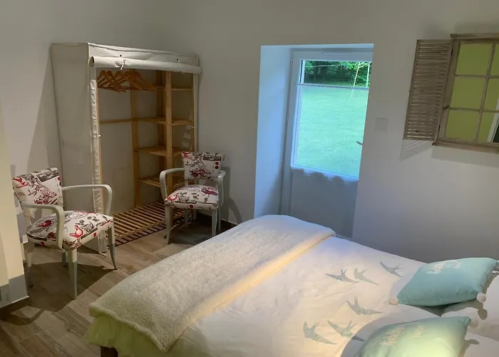 D'hotes Logis Charrier Le Petit Bignon 3*